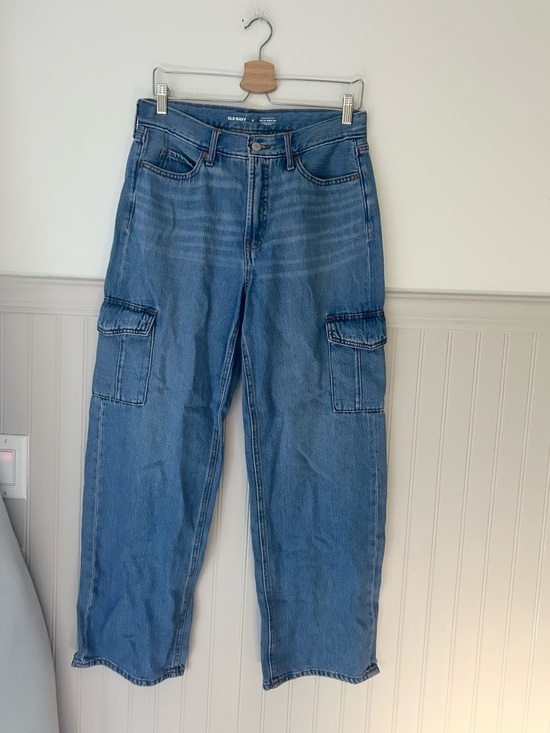 Old Navy Denim - Old Navy Size 6 High Rise Cargo Sky-Hi Wide Leg Jeans